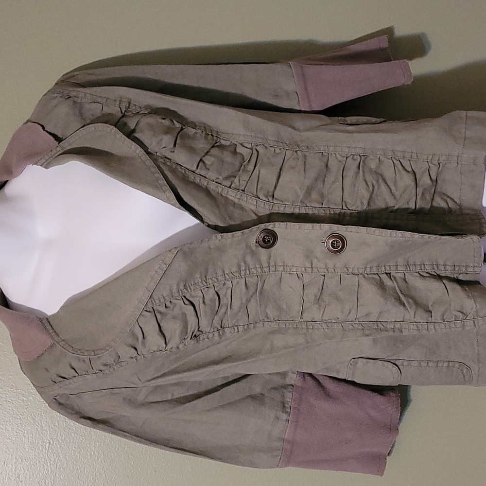 Women's XCVI 3/4 Sleeve Army Green Ruched Front Stretch Panel Jacket